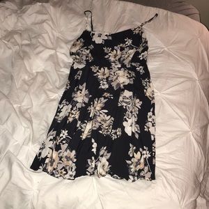 Old Navy women’s dress size medium